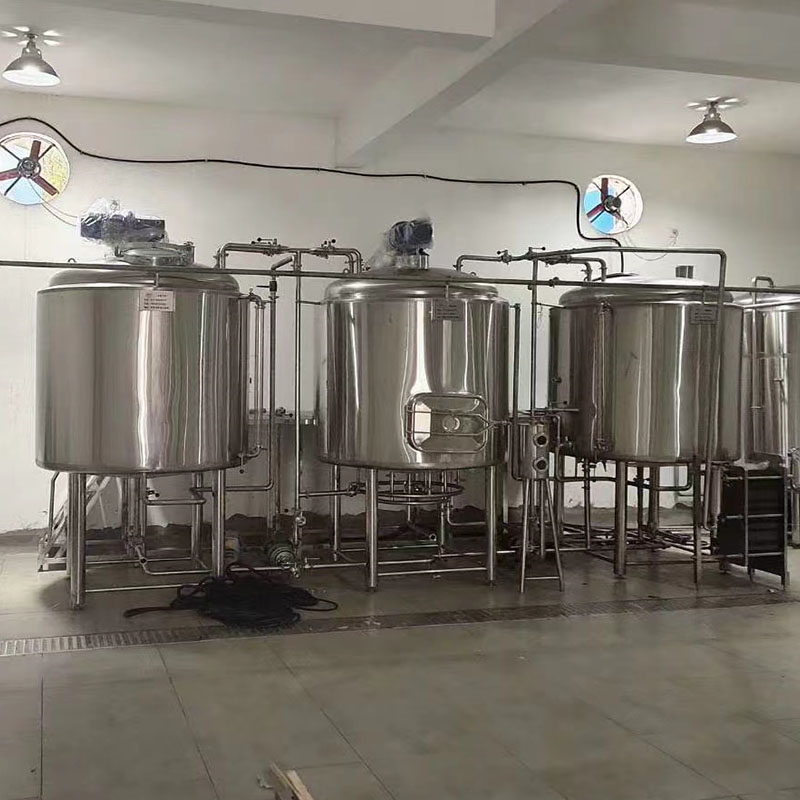 双辽精酿啤酒设备厂—如何延长精酿啤酒设备的使用寿命